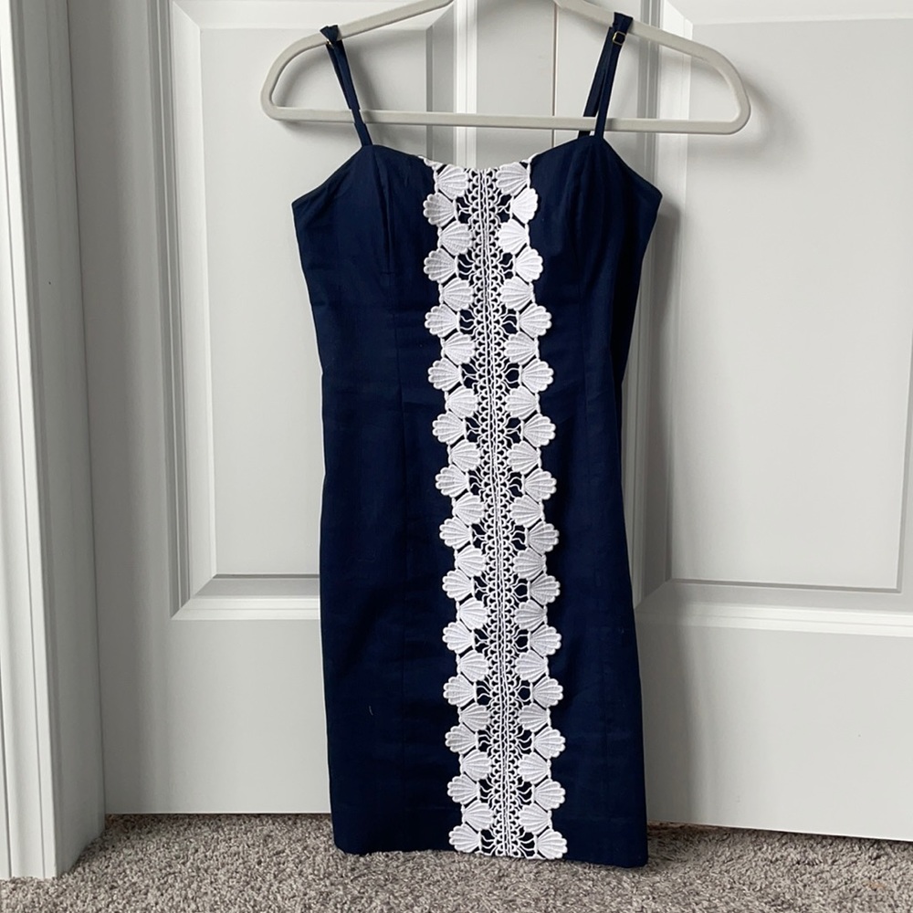Lilly Pulitzer navy shift dress